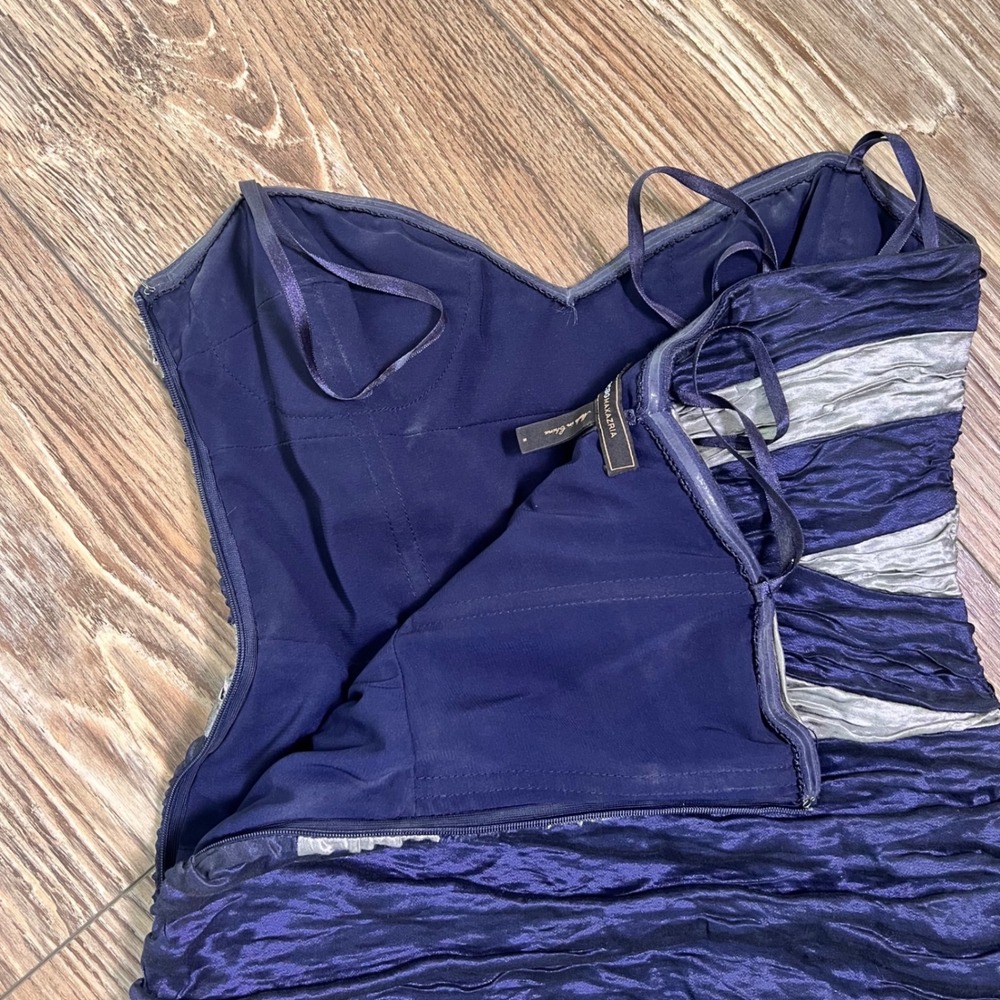 BCBGMAXAZRIA Womens Strapless Crinkle Mini Dress 4 Blue Silver Metallic Good - Picture 4 of 11